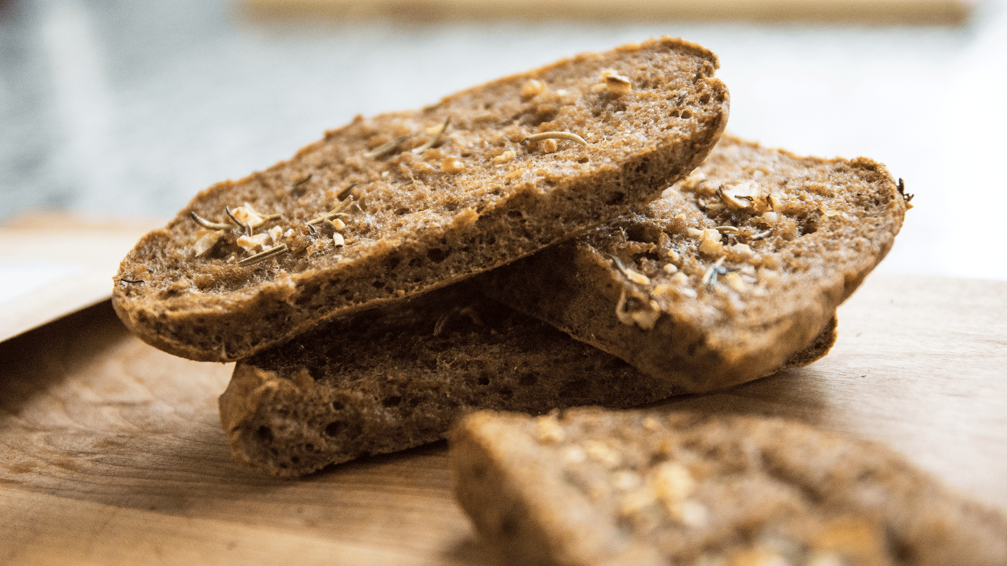Recipe - Cricket protein garlic bread